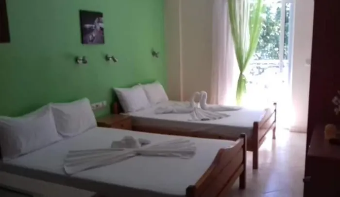 Hotel de apartamente Poseidon Vrasná