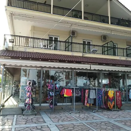 Poseidon Aparthotel 3*